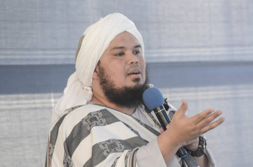 Apa Bedanya Pacaran dan Taaruf? Ini Kata Ustaz Metal