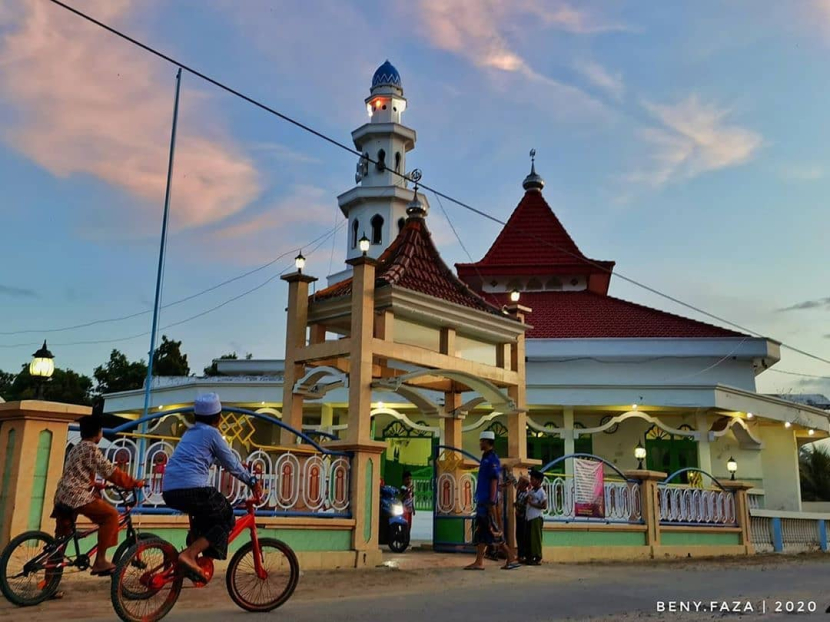 4 Tradisi Unik Suku Bawean di Bulan Ramadhan