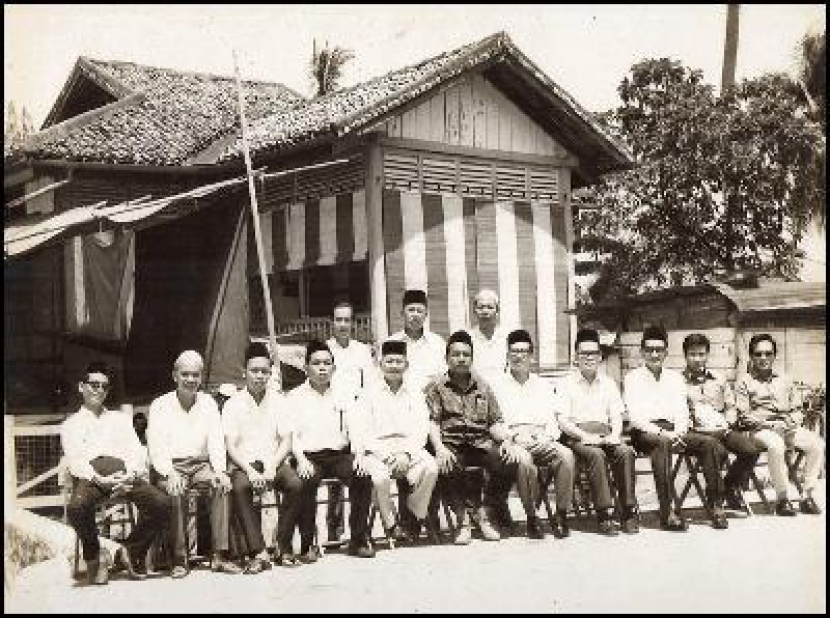 Ponthuk, Kisah Orang Bawean di Singapura