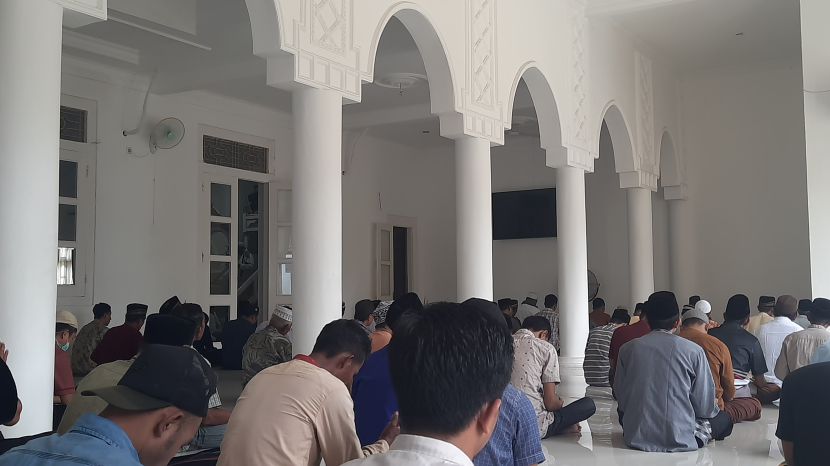 Khatib Sholat Jumat Soroti Masuknya Narkoba di Bawean