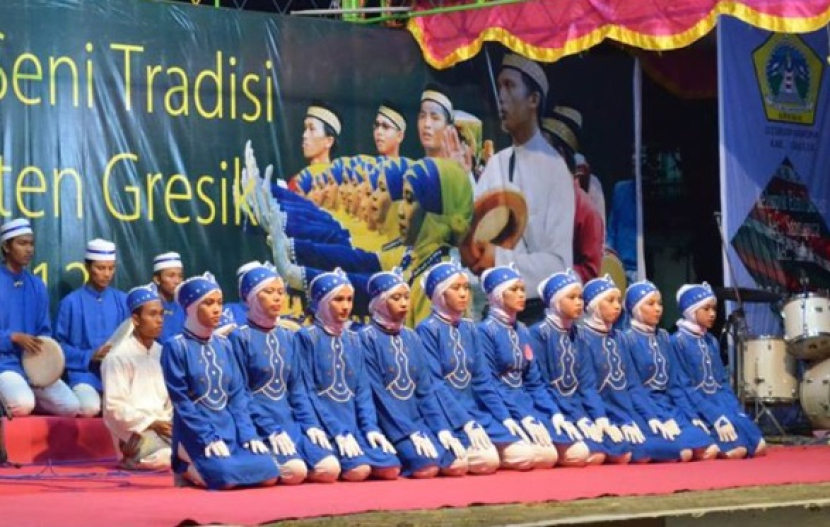 Kercengan, Seni Tradisional Bawean yang Gerakannya Terinspirasi dari Sholat