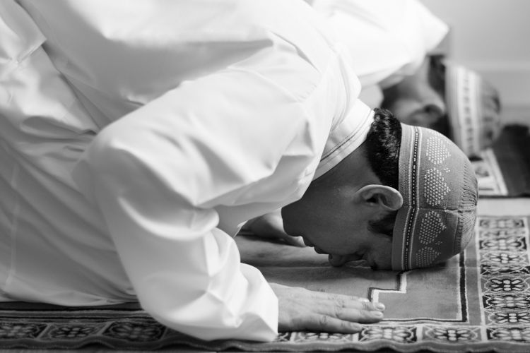 Ragu dengan Jumlah Rakaat Setelah Sholat? Ini Solusinya
