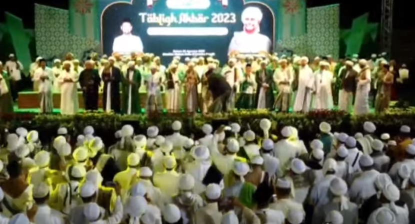 Tabligh Akbar Habib Umar, Bupati Gresik: Mudah-Mudahan Allah Menghujani Keberkahan
