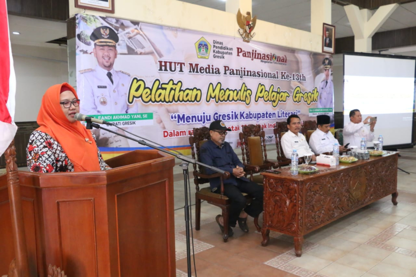 Wabup Gresik: Jika Ingin Dikenal Dunia Harus Banyak Menulis