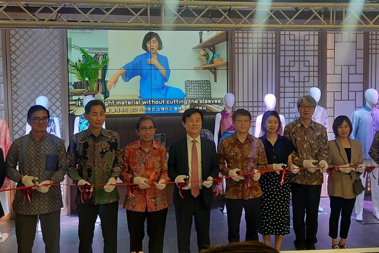 Pameran Batik-Jinju Silk, Harga Batik Madura Sampai Rp 100 Juta