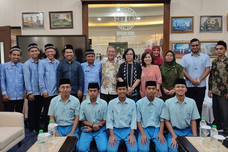 Ajarkan Bahasa Mandarin, Pesantren Nurul Jadid Tarik Perhatian Warga Singapura