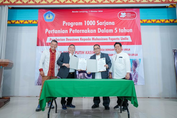 Patut Dicontoh, Pengusaha Ini Beri Basiswa untuk Puluhan Mahasiswa
