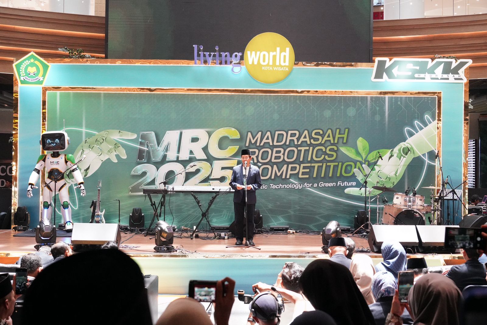 Menag Dorong Siswa Madrasah Unggul dalam Bidang Teknologi